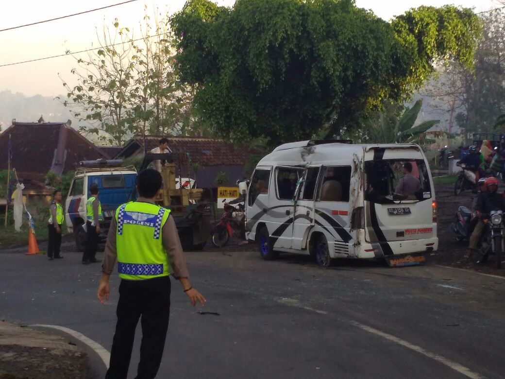 Dua Nyawa Melayang Akibat Kecelakaan Lalu – Lintas