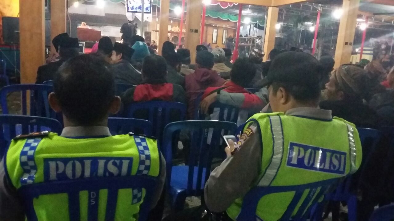 Polsek Cepogo Amankan Pagelaran Wayang Kulit