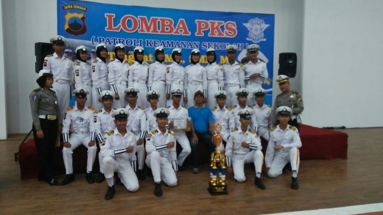 Juara 1 Lomba PKS SMA N 1 TERAS