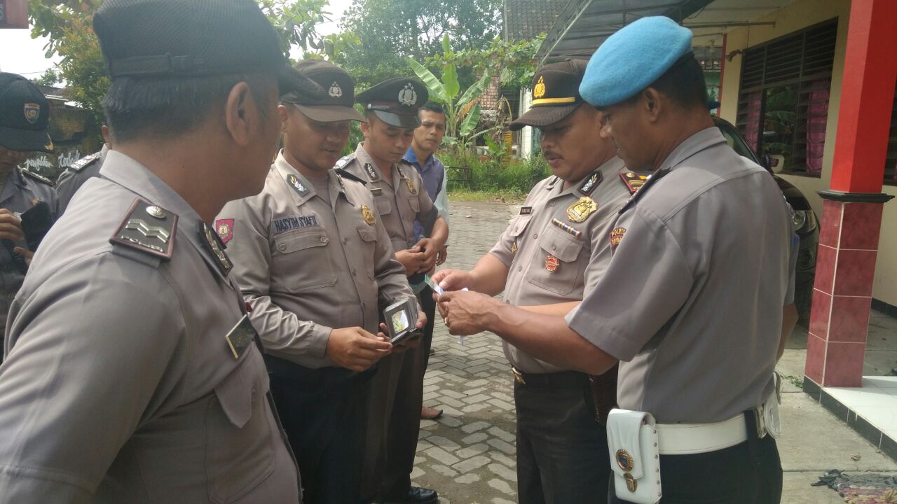 Kapolsek Juwangi Pimpin Pemeriksaan Kelengkapan Anggota