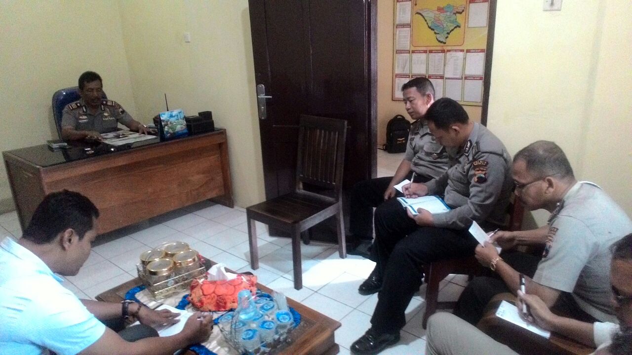 “Anggota Polsek Musuk, Menerima Sosialisasi DIPA 2018 Dari Kapolsek”