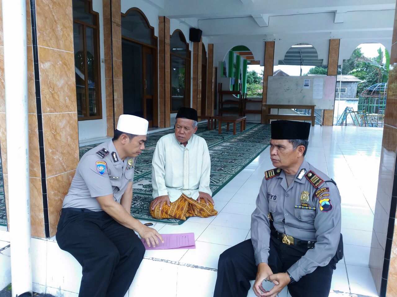 Kapolsek Boyolali Kota Safari Sholat Jamaah