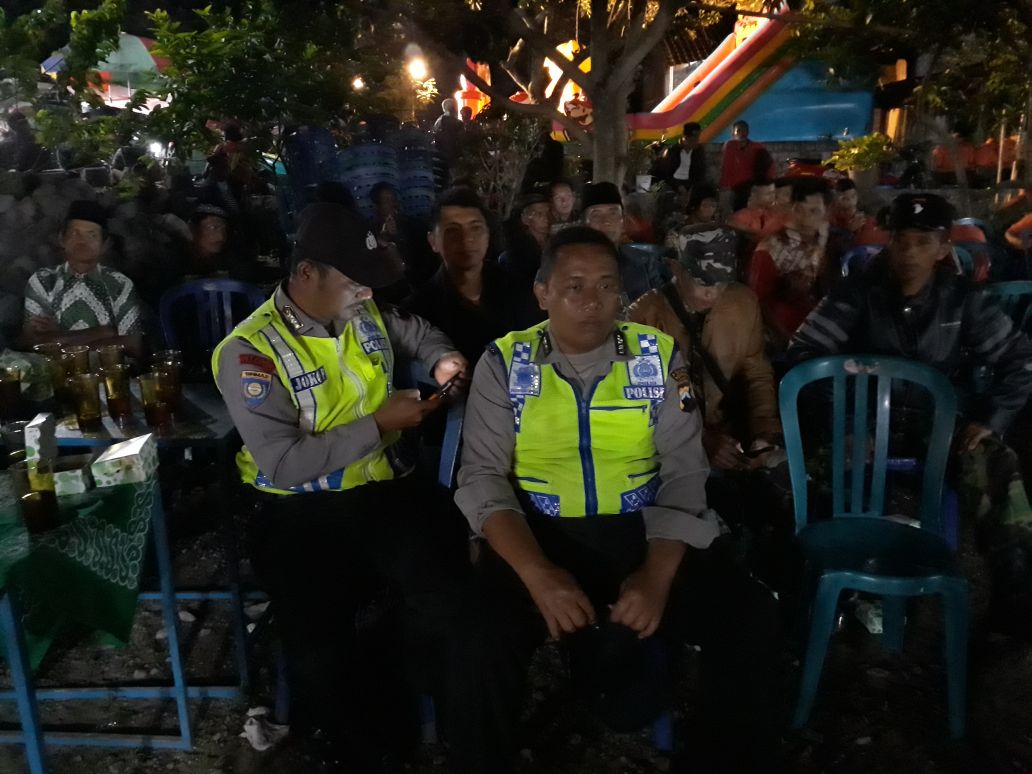 Polsek Mojosongo Amankan Pagelaran Wayang Kulit.
