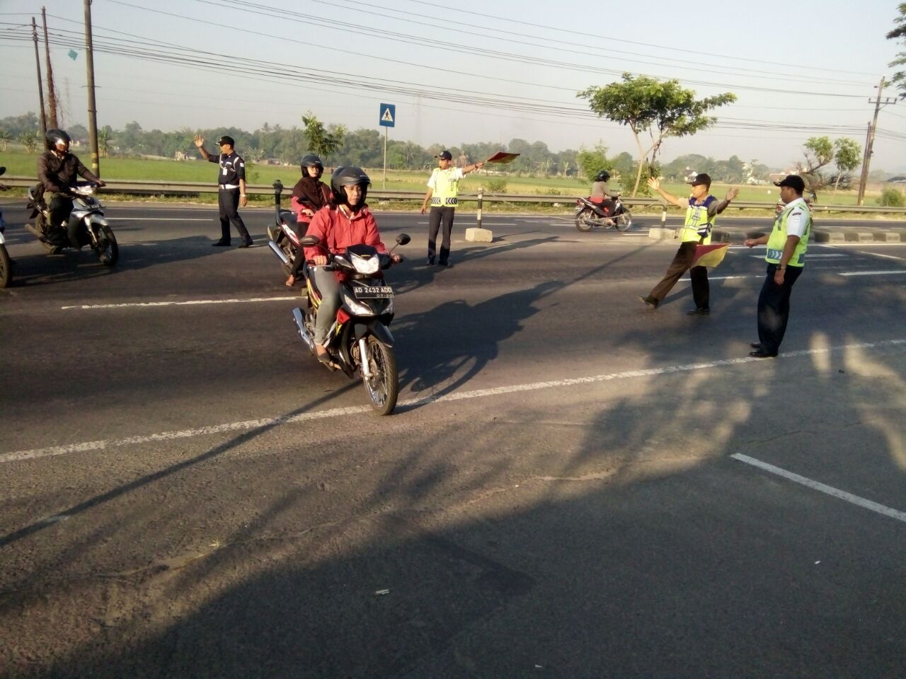 Polsek Banyudono berikan rasa aman pengguna jalan