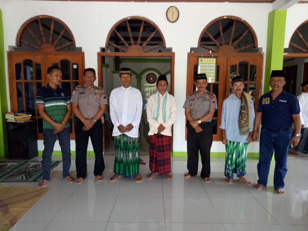 Safari Jum’at Keliling, Kapolsek Wonosegoro Sampaikan Pesan Kamtibmas