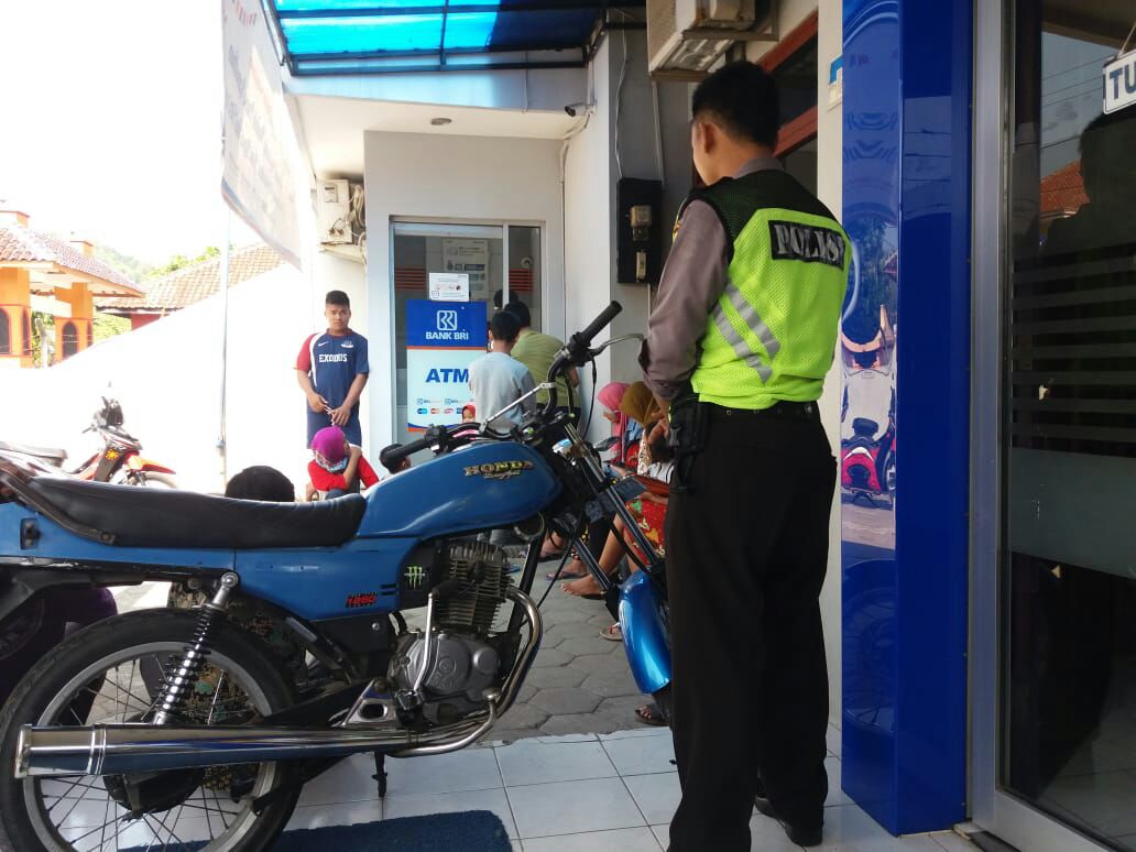 Briptu Agus Susanto Sambangi dan Kontrol Obvit Bank BRI
