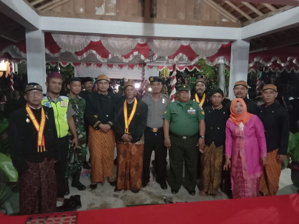 Kemeriahan 1 Suro Di Sendang Jolotundo Juwangi