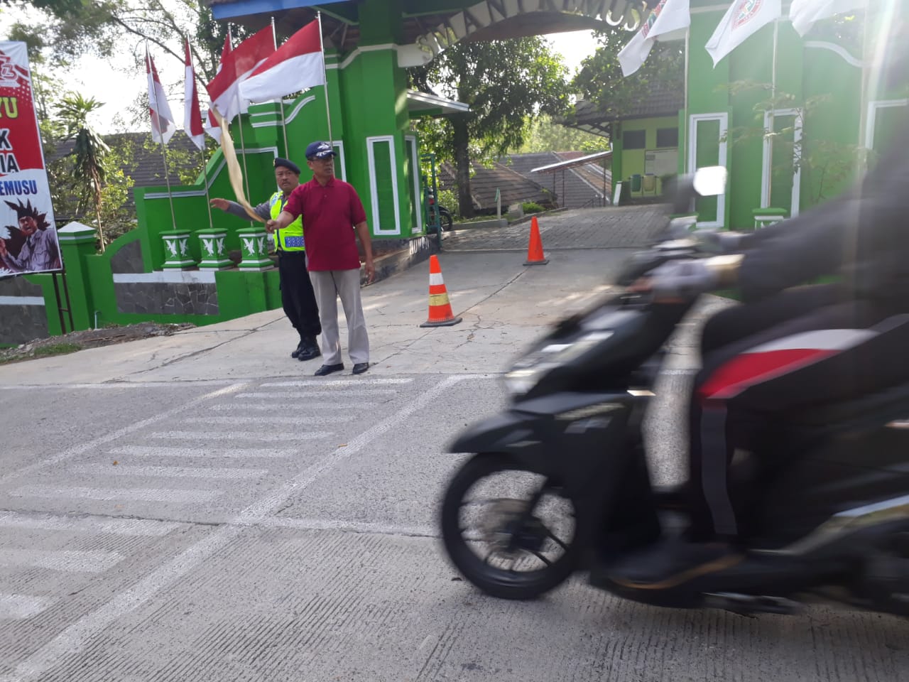 Pelayanan Polri Pada Masyarakat Yang Langsung Di Rasakan Oleh Masharakat.