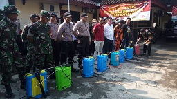 Penyemprotan  Disinfektan Serentak Oleh Forkopimcam Nogosari