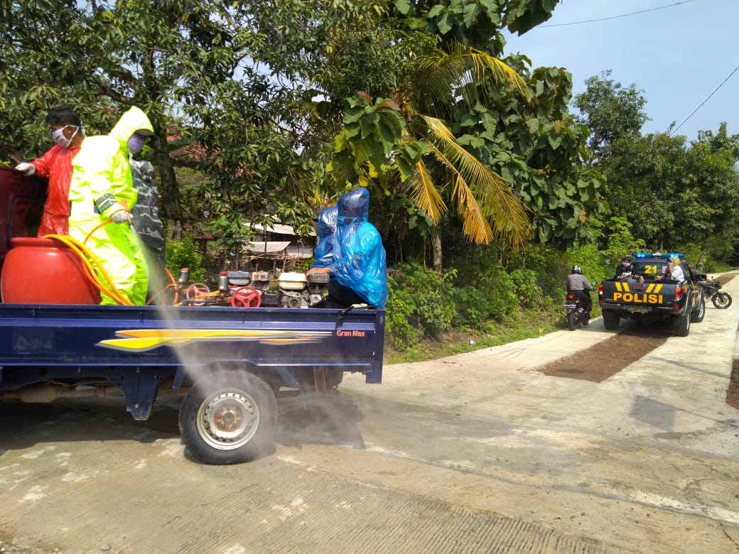 Kegiatan Anggota Polsek Kemusu Jaga Kamtibmas Dan Sosialisasi Cegah Penularan Virus Covid 19