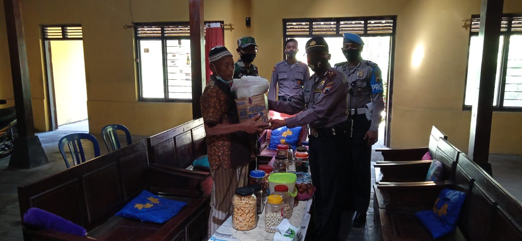 Polres Boyolali , Penyaluran Paket Sembako Dari Kapolres Boyolali Kepada Purnawirawan Polri dan Keluarga di Wilayah Hukum Polsek Musuk