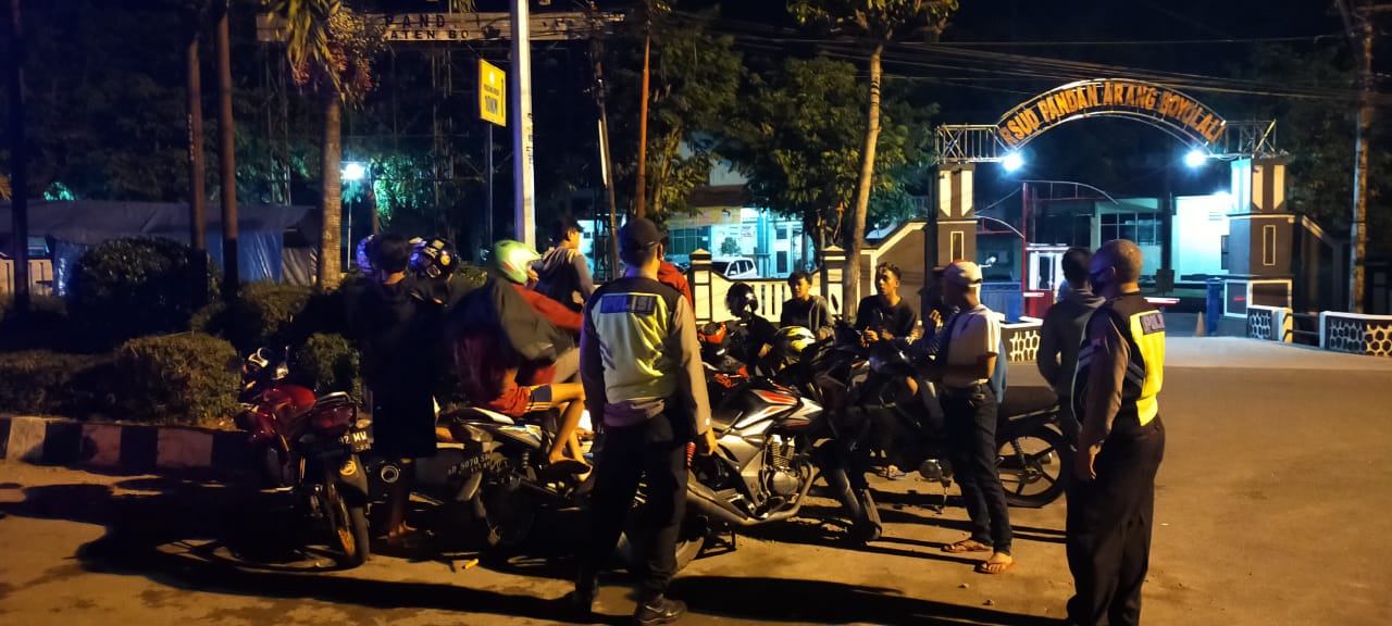 Cegah Kejahatan Malam, Polsek Musuk Melaksanakan Patroli Bersinggungan Polsek Jajaran Polres Boyolali Wilayah Barat