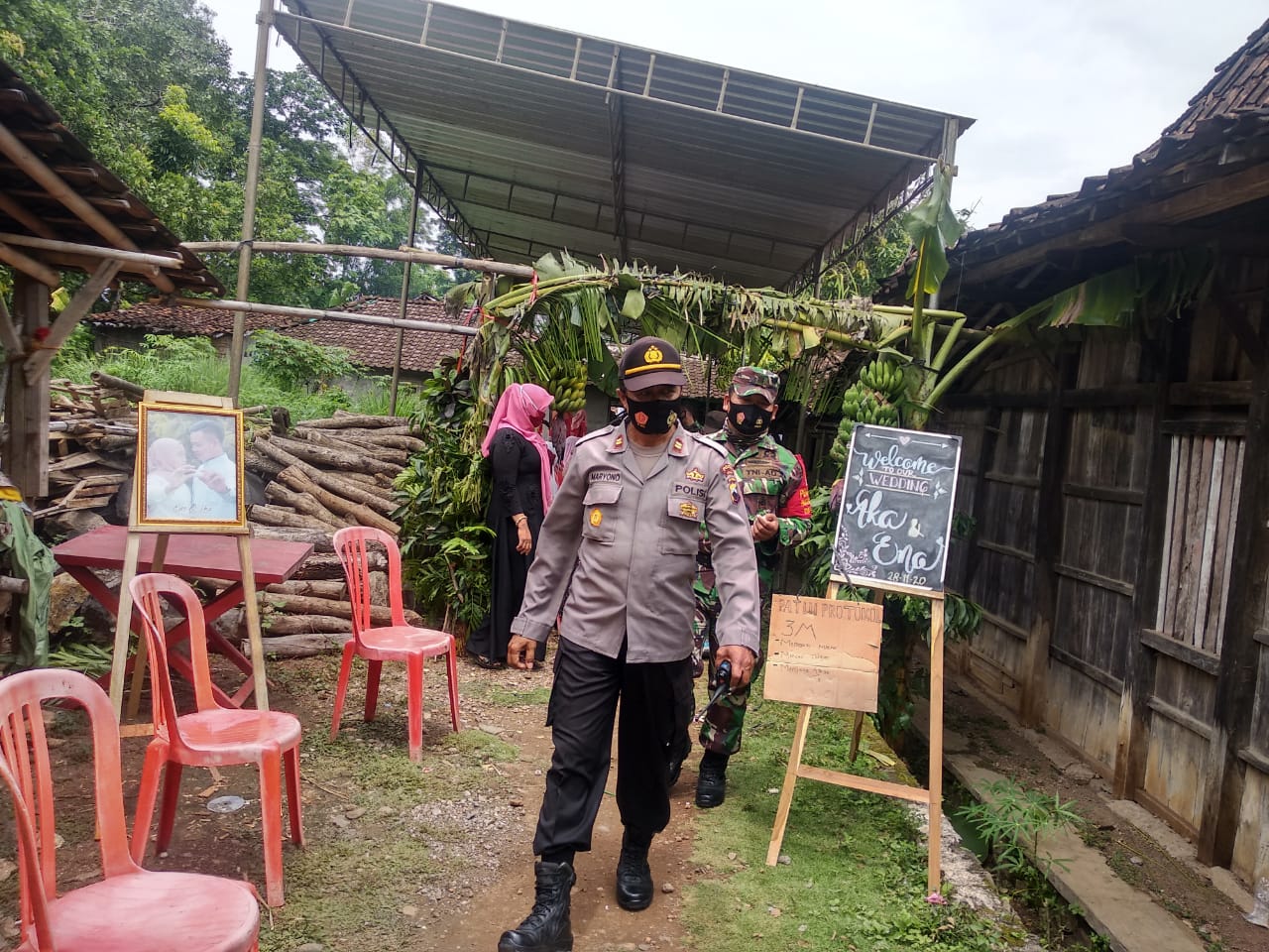 Kapolsek Wonosegoro Bersama Tim Gugus Tugas Kecamatan Pastikan Hajatan Sesuai Prokes