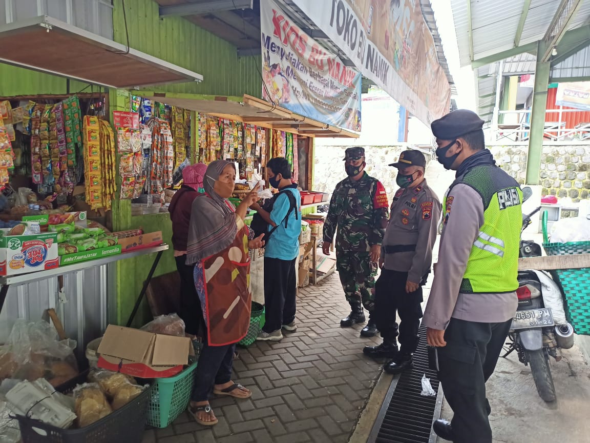 Tim Satgas Penanggulangan Covid-19 Mojosongo Optimalkan Ops Yustisi Pendisiplinan Protokol Kesehatan Ditengah Pandemi Covid-19
