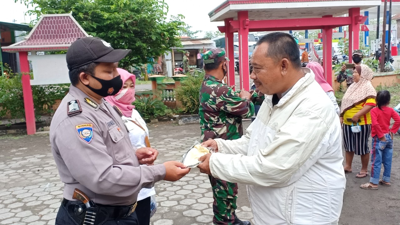 Bagi – Bagi 1450 Masker, Satgas Covid-19 Kabupaten dan Kecamatan Se-Kabupaten Boyolali “All Out”.
