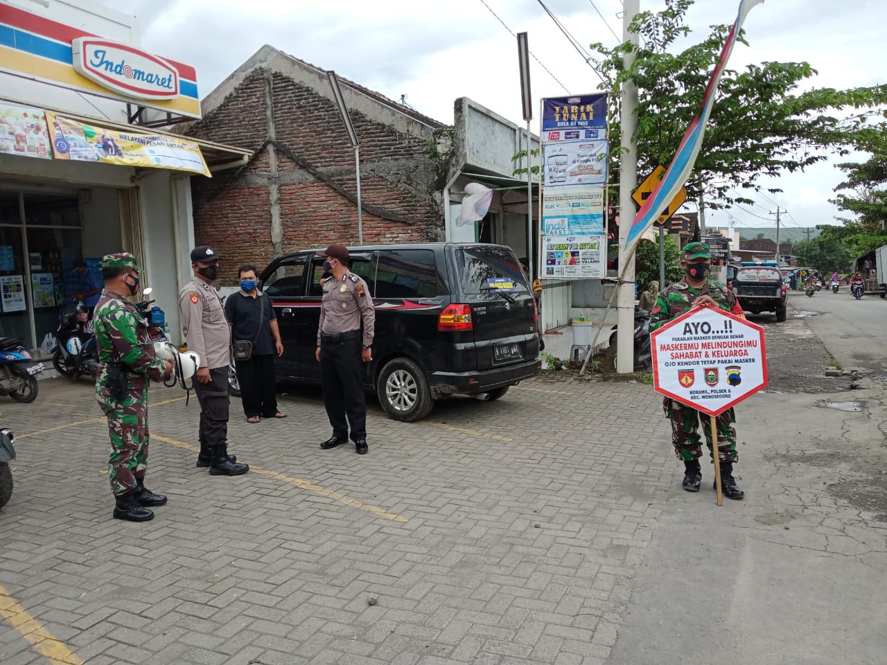 Polres Boyolali bersama Satgas Covid 19 Kecamatan Wonosegoro Menangani PPKM Tahap II