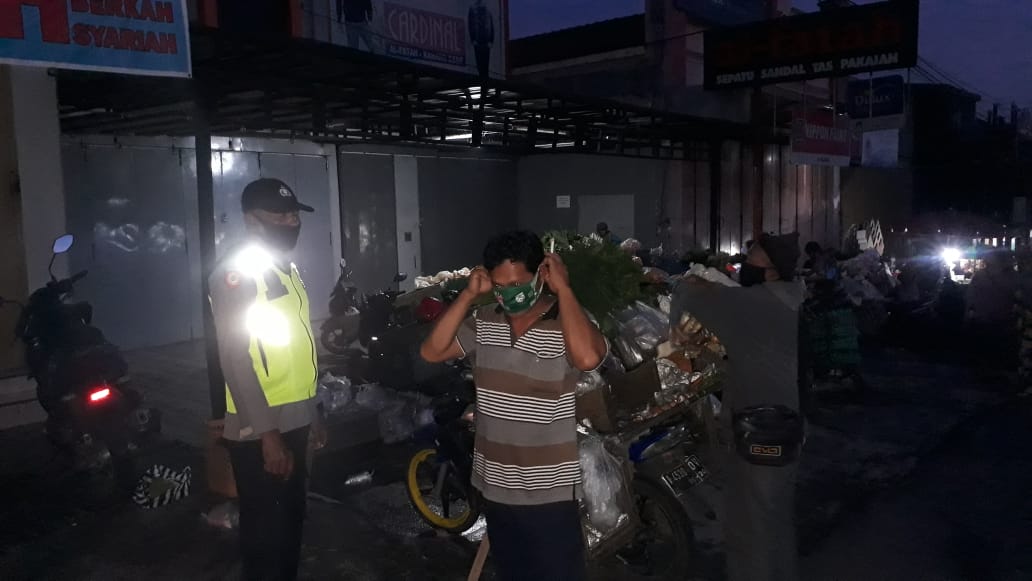 BLP Polsek Karanggede Polres Boyolali Sambangi Pasar Pagi