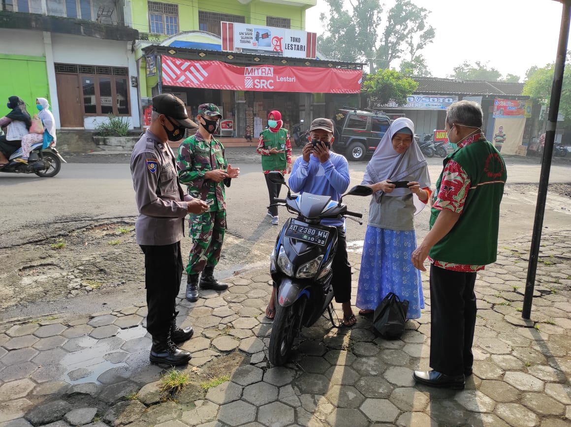 Polres Boyolali Tim Satgas Penanganan Covid-19 Disiplinkan Protokol Kesehatan Kepada Masyarakat