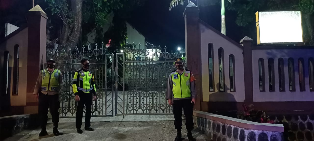 Blue Light Patrol Ke Tempat Ibadah