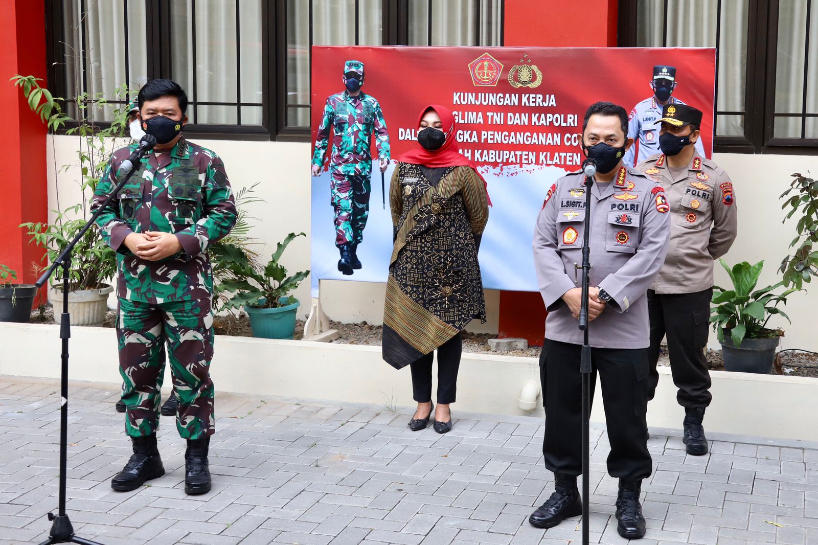 Kunjungi Klaten, Panglima TNI dan Kapolri Minta Tracing dan Testing Dilakukan Secara Masif