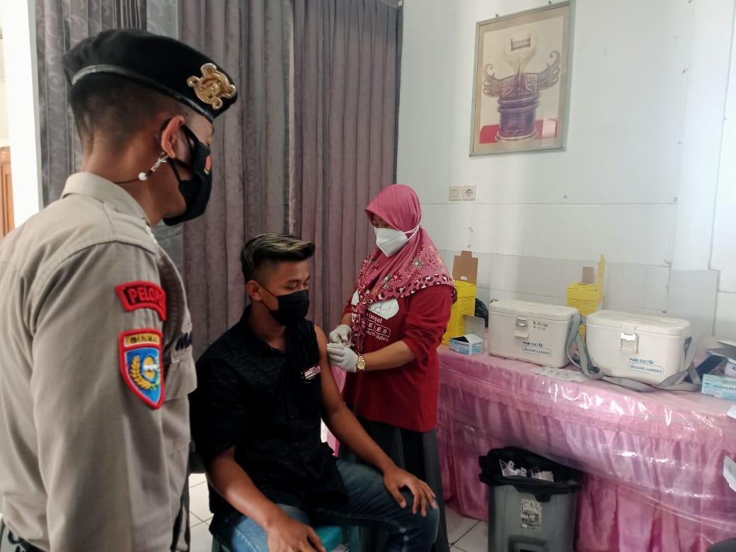 Polres Boyolali Monitoring Vaksinasi Dosis-2 Relawan
