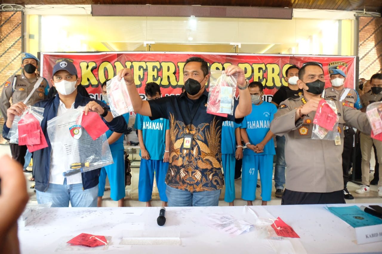 Polda Jateng Berhasil Menangkap Kawanan Spesialis Pembobol Brangkas Di Wilayah Jateng