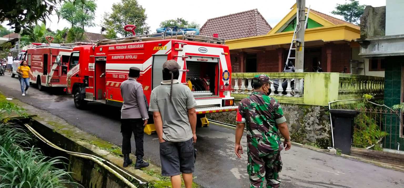 Tempat Usaha Pembuatan Kerupuk di Cepogo, Boyolali Dilalap Api, Polisi: Diduga Gara-Gara Wajan Berisi Minyak Goreng Bocor