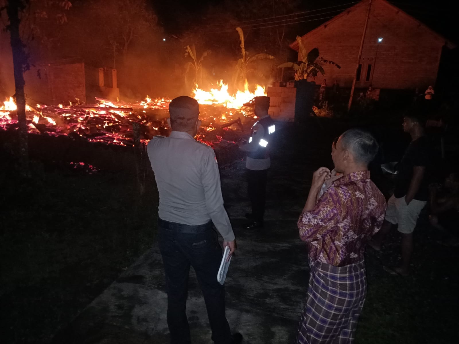 Satu Rumah Di Karanggede Boyolali Terbakar, Polisi: Diduga Berasal Dari Arus Pendek