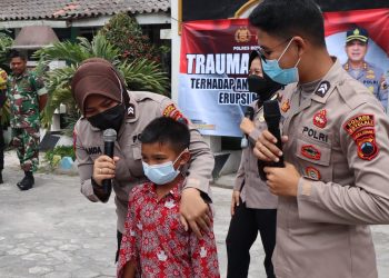 Polres Boyolali Gelar Trauma Healing di Sekolah Terdampak Abu Vulkanik Merapi