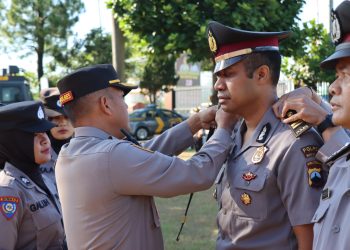 Kapolres Pimpin Upacara Korp Rapot Kenaikan Pangkat Pengabdian dan Reguler Polres Boyolali TMT 1 Juli 2023
