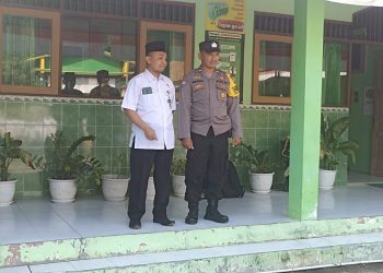 PKS MTS N 10 Simo Boyolali: Polisi Sosialisasi Dalam Upaya Cegah Perkelahian dan Bentuk Ketertiban Berlalu Lintas Pelajar
