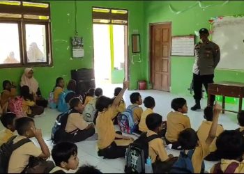 Pendampingan Giat BIAS Tingkat SD dan MI Desa Mojosari Upaya Polsek Karanggede dalam Peningkatan Kesehatan Anak Sekolah