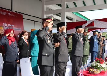 Kenang Jasa Pahlawan : Polres Boyolali Bersama TNI dan Pemkab Boyolali Melaksanakan Upacara