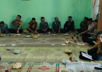 Jelang Pemilu, Bhabinkamtibmas Berikan Penyuluhan Kepada Linmas Desa Selodoko