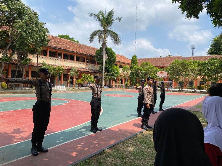 Polisi Hadir Berikan Kesadaran Tertib dan Pengaturan Lalu Lintas di SMA N 1 Boyolali