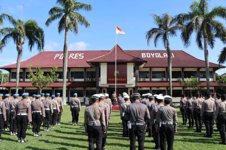Berlangsung Khidmat Upacara Peringatan Hari Bela Negara Di Polres Boyolali.