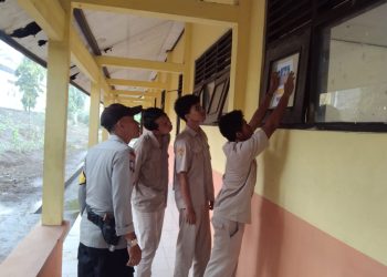 Bhabinkamtibmas Polsek Ampel Gencar Lawan Penggunaan Knalpot Brong di SMK Bhineka Karya Ampel