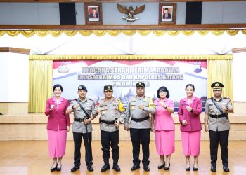 Irjen Ahmad Luthfi Pimpin Serah Terima Jabatan Dansat Brimob Polda Jateng dan Kapolres Batang