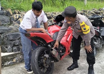 Imbauan Kapolsek Kemusu: Sosialisasi Larangan Penggunaan Knalpot Tidak Sesuai Spesifikasi Teknis di SMK Kemusu