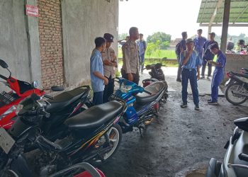 Bhabinkamtibmas Berikan Edukasi imbauan Larangan Pemasangan Knalpot Tidak Sesuai Spesifikasi di SMK NU Ma’arif Klego
