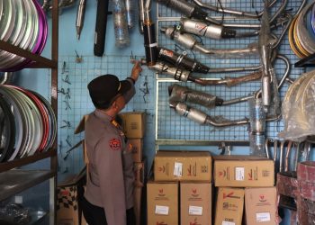 Polres Boyolali Berikan Edukasi Larangan Penggunaan Knalpot Tidak Sesuai Spesifikasi Teknis di Bengkel Aksesoris