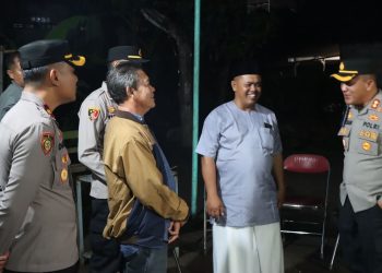 Kapolres Boyolali Pimpin Patroli  di TPS Peserta PSU, Untuk Amankan Pelaksanaan Coblosan Besuk Pagi.