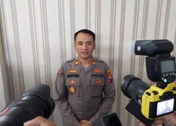 Klarifikasi Polrestabes Surabaya Terkait Viral Video Polwan Tegur Pria yang Sedang Makan