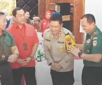 Video Viral Kapolda Enggan Bersalaman dengan Andika Perkasa