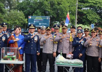 Soliditas TNI-Polri: Polres Boyolali Beri Ucapan Selamat HUT TNI ke-79 di Lanud Adi Soemarmo
