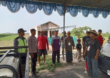 Polisi Amankan Kegiatan Pawai Sedekah Bumi dalam Rangka Cooling System Jelang Pilkada Serentak 2024