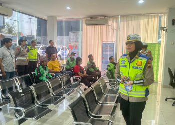 Peduli Kesehatan Pengendara; Polda Jateng Beri Pemeriksaan Gratis bagi Driver Ojek