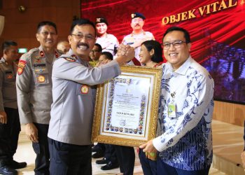 Penyerahan Sertifikat Audit Sistem Manajemen Pengamanan Objek Vital Nasional: 15 Perusahaan Raih Gold Reward