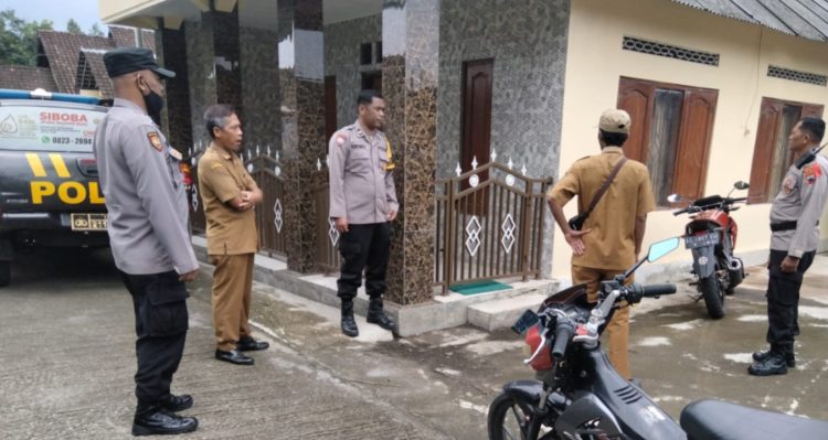 Polsek Mojosongo Perkuat Keamanan Ibadah Natal dengan Patroli dan Monitoring Gereja-Gereja
