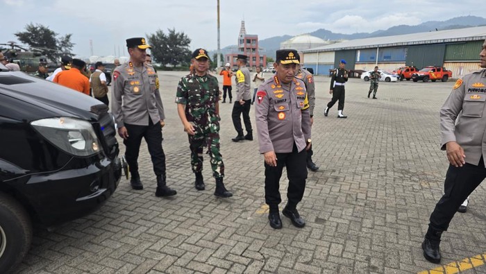 Kapolri-Panglima TNI Bertolak ke Lampung, Kunjungi Keluarga Briptu Anumerta Ghalib